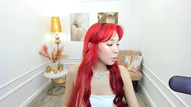 Snapshot of AnnaReyla chatting on July 10, 2026, 11:13 am AnnaReyla online show from July 10, 2026, 11:13 am