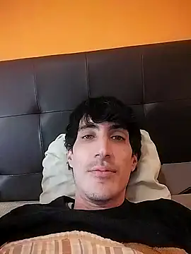 moutt99 online show from January 15, 2025, 1:20 pm