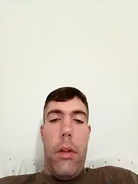 Snapshot of Yeray01 chatting on March 4, 2026, 12:22 pm Yeray01 online show from March 4, 2026, 12:22 pm