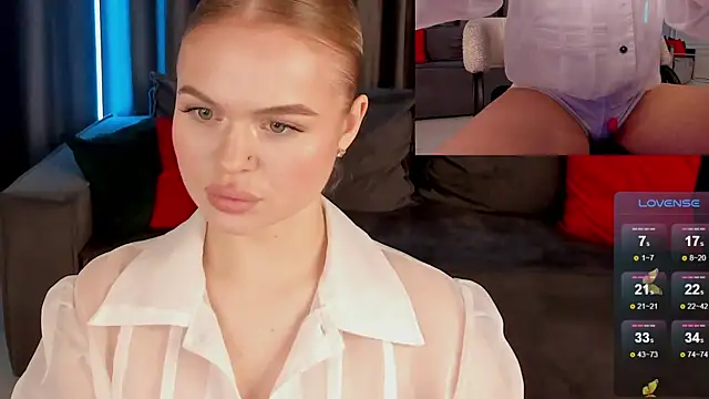 Snapshot of MilaFink chatting on February 22, 2025, 2:19 pm MilaFink online show from February 22, 2025, 2:19 pm