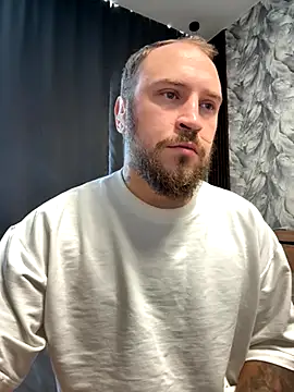 Snapshot of _XxX-XxX_ chatting on October 2, 2025, 7:48 am XxX-XxX online show from October 2, 2025, 7:48 am