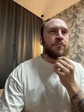  XxX-XxX  online show from December 15, 2025, 4:00 pm