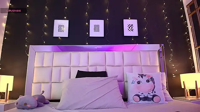 anastasia windel online show from October 11, 2025, 9:35 pm