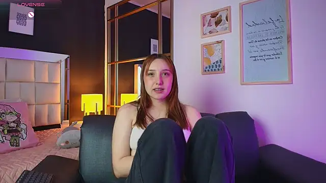 anastasia windel online show from November 9, 2025, 7:12 pm