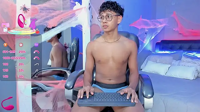 Dawn16  online show from October 30, 2025, 9:04 pm