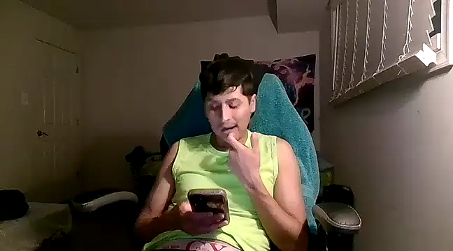 Snapshot of PerroDemonioHot chatting on March 4, 2025, 5:00 am PerroDemonioHot online show from March 4, 2025, 5:00 am