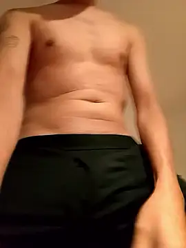 boyvergon online show from November 19, 2025, 4:07 pm