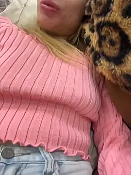 Snapshot of LanaSparks chatting on November 10, 2025, 4:11 am LanaSparks online show from November 10, 2025, 4:11 am