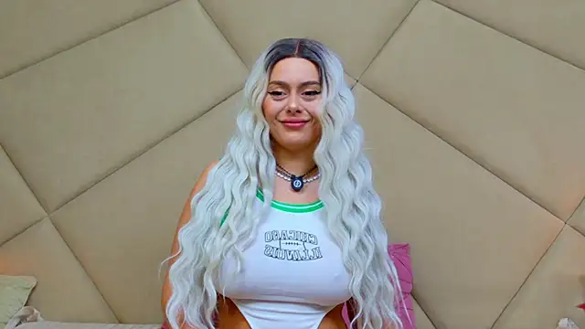 ChloeFrost online show from February 22, 2026, 6:35 am