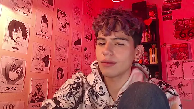 Snapshot of Mickey_Magic chatting on February 26, 2025, 12:47 pm Mickey Magic online show from February 26, 2025, 12:47 pm