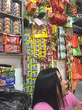 Miia Jazmin online show from November 6, 2025, 4:08 pm