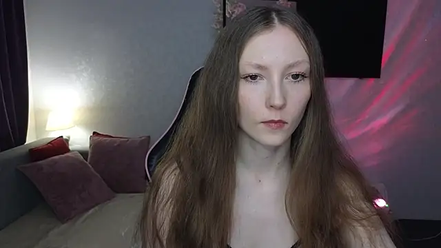 Snapshot of Sweeet_Lilit chatting on October 7, 2025, 10:18 pm Sweeet Lilit online show from October 7, 2025, 10:18 pm