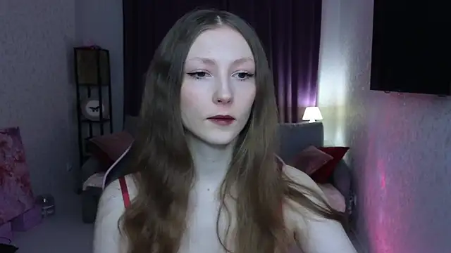 Snapshot of Sweeet_Lilit chatting on October 18, 2025, 10:43 pm Sweeet Lilit online show from October 18, 2025, 10:43 pm