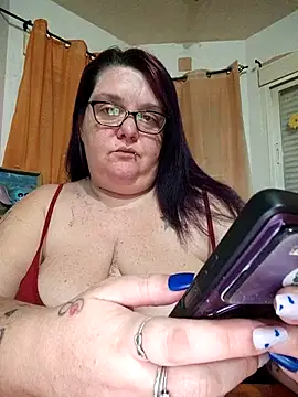 diosacurvy1984 online show from February 24, 2026, 7:28 am