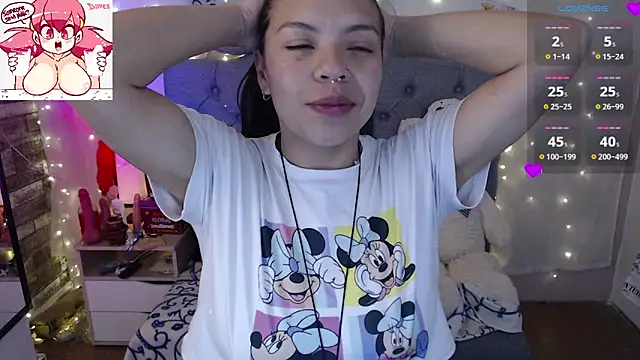Snapshot of cute_bunny95 chatting on September 19, 2025, 9:43 am cute bunny95 online show from September 19, 2025, 9:43 am