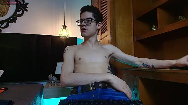 wolfandsky online show from March 19, 2026, 11:36 am