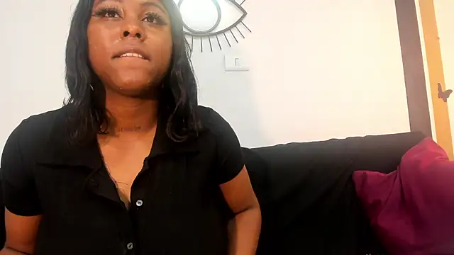 Snapshot of yelicampbell chatting on January 26, 2025, 3:25 pm yelicampbell online show from January 26, 2025, 3:25 pm