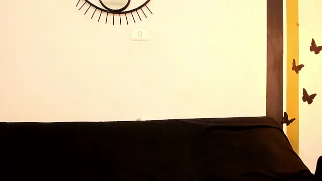 Snapshot of yelicampbell chatting on February 5, 2025, 3:23 am yelicampbell online show from February 5, 2025, 3:23 am