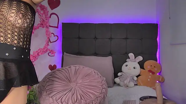 AmandaBrooks 18 online show from March 8, 2026, 2:15 am