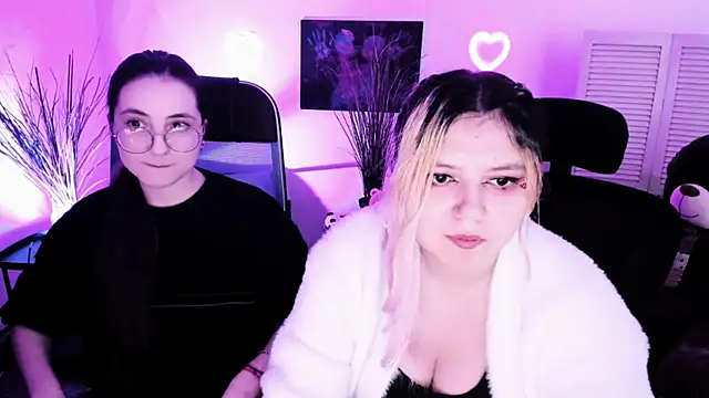 DiaAngell online show from April 3, 2026, 8:40 pm