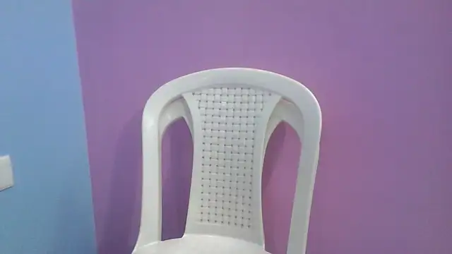 Leoni G online show from October 24, 2025, 8:22 am