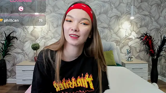 Snapshot of SusannJohnson chatting on March 10, 2025, 12:59 pm SusannJohnson online show from March 10, 2025, 12:59 pm