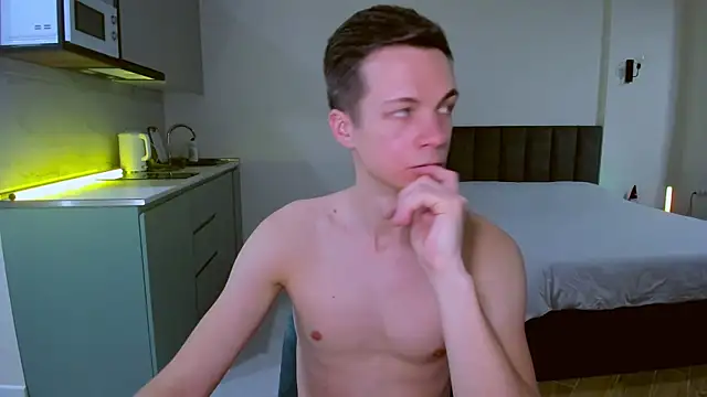 Snapshot of max_shy chatting on February 1, 2025, 3:50 pm max shy online show from February 1, 2025, 3:50 pm