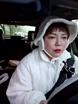 Snapshot of lunahong28 chatting on February 12, 2025, 9:10 am lunahong28 online show from February 12, 2025, 9:10 am