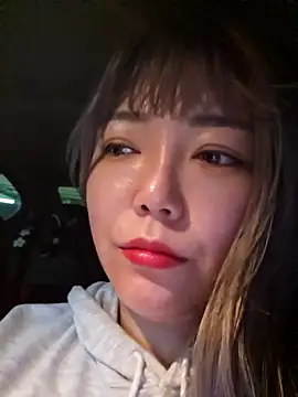 Snapshot of lunahong28 chatting on February 28, 2025, 7:58 am lunahong28 online show from February 28, 2025, 7:58 am