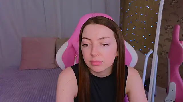 Ann moon   online show from February 22, 2025, 3:25 pm