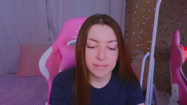 Ann moon   online show from March 9, 2025, 12:09 pm