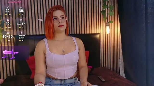 Sophie new25 online show from September 17, 2025, 12:29 pm