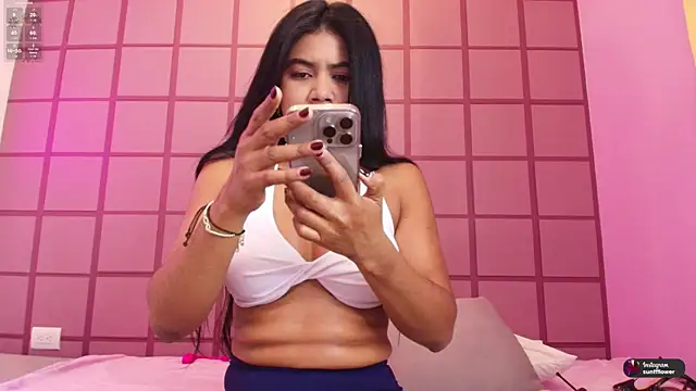 LissMonroe online show from December 22, 2025, 10:34 am