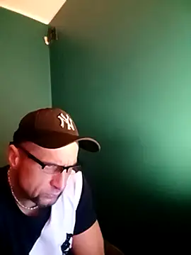 bobbuilder77pl online show from February 27, 2025, 1:38 am