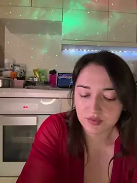 sweetflowers69 online show from March 4, 2026, 8:26 pm