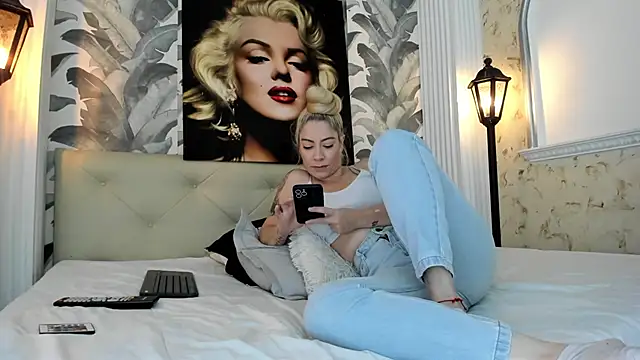 Snapshot of viktoria_davis_ chatting on June 24, 2026, 10:20 pm viktoria davis online show from June 24, 2026, 10:20 pm