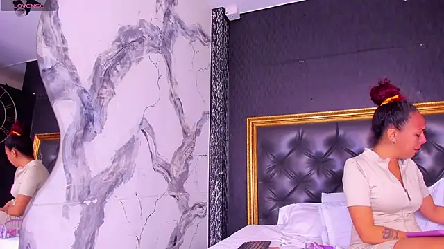 DalayMoore online show from September 28, 2025, 7:30 pm