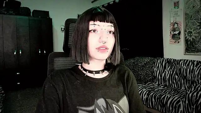 roxy toxic online show from February 24, 2026, 12:52 am