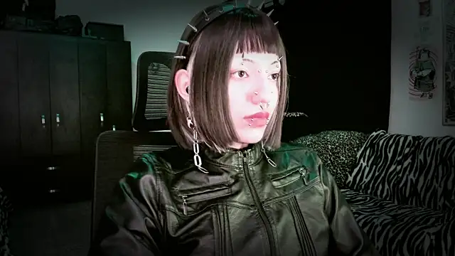 roxy toxic online show from April 28, 2026, 1:26 am