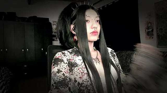 roxy toxic online show from August 5, 2026, 1:08 am