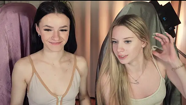 Snapshot of katt__y chatting on February 2, 2025, 3:28 pm katt y online show from February 2, 2025, 3:28 pm