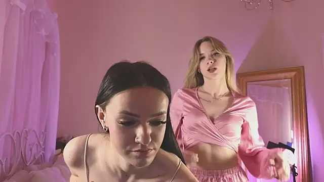 Snapshot of katt__y chatting on February 20, 2025, 2:13 pm katt y online show from February 20, 2025, 2:13 pm