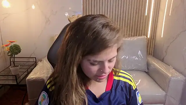 Snapshot of Kitten_Cam chatting on February 11, 2026, 3:22 am Kitten Cam online show from February 11, 2026, 3:22 am