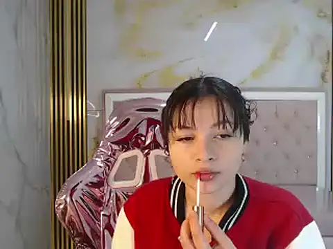 shalon diaz s online show from February 13, 2025, 1:15 pm