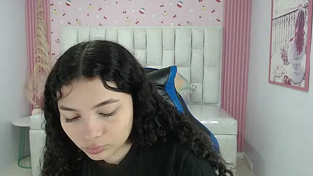 shalon diaz s online show from September 30, 2025, 1:16 pm