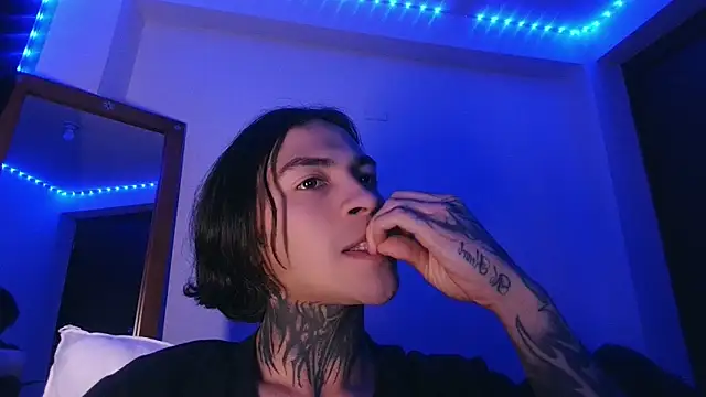 Snapshot of jord4nn__ chatting on January 26, 2025, 7:53 am jord4nn online show from January 26, 2025, 7:53 am