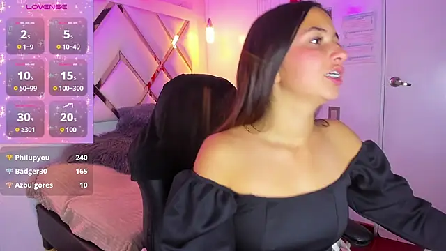 Snapshot of sofia__james chatting on March 13, 2025, 1:43 am sofia james online show from March 13, 2025, 1:43 am