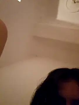 Snapshot of majdolin78 chatting on January 21, 2025, 7:06 pm majdolin78 online show from January 21, 2025, 7:06 pm