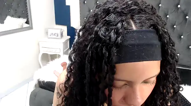 brandy lee1 online show from February 7, 2025, 4:16 am