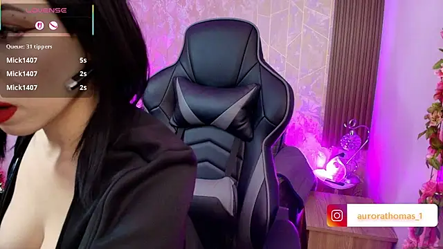 Aurora thomas  1 online show from October 20, 2025, 12:55 am